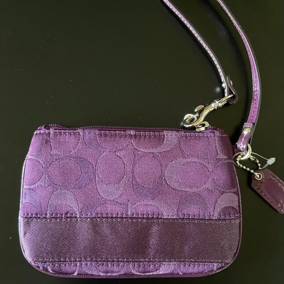NWOT deep purple Coach wristlet - Picture 2 of 3